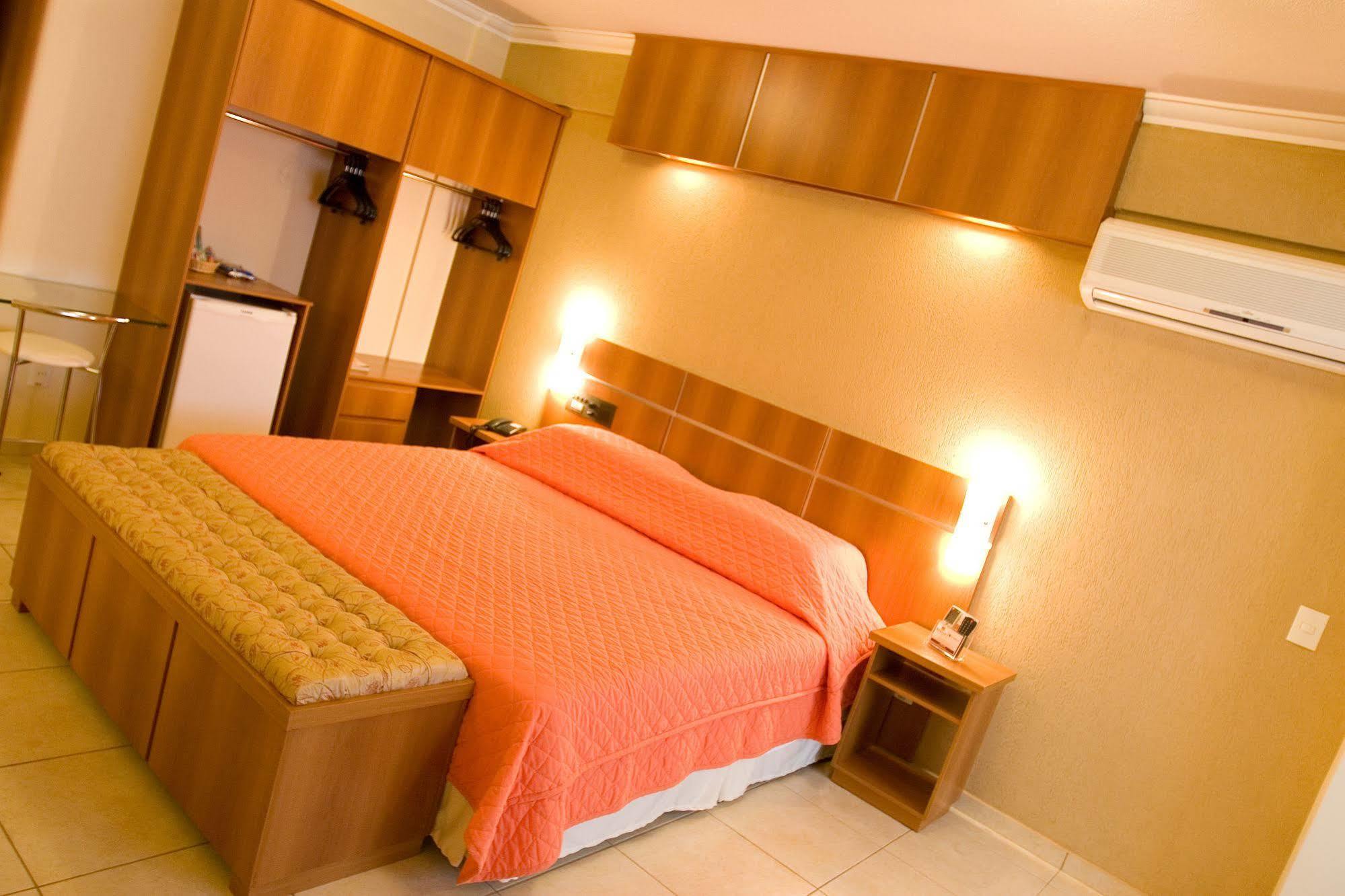Hotel Bernal Ituiutaba Dış mekan fotoğraf